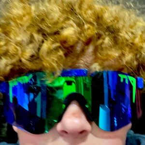 Meet your Posher, Reece